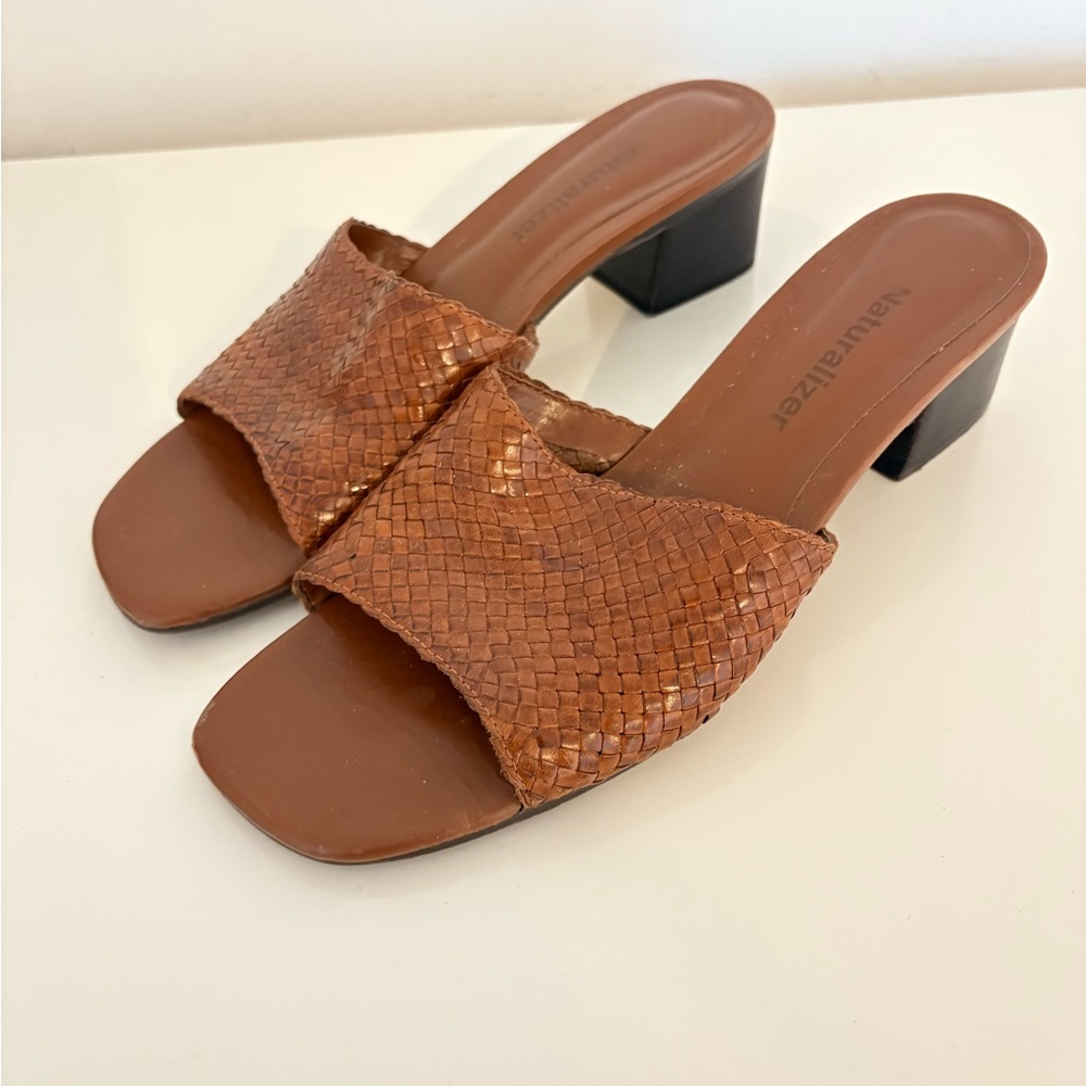 Naturalizer Brown Textured Slide Sandals